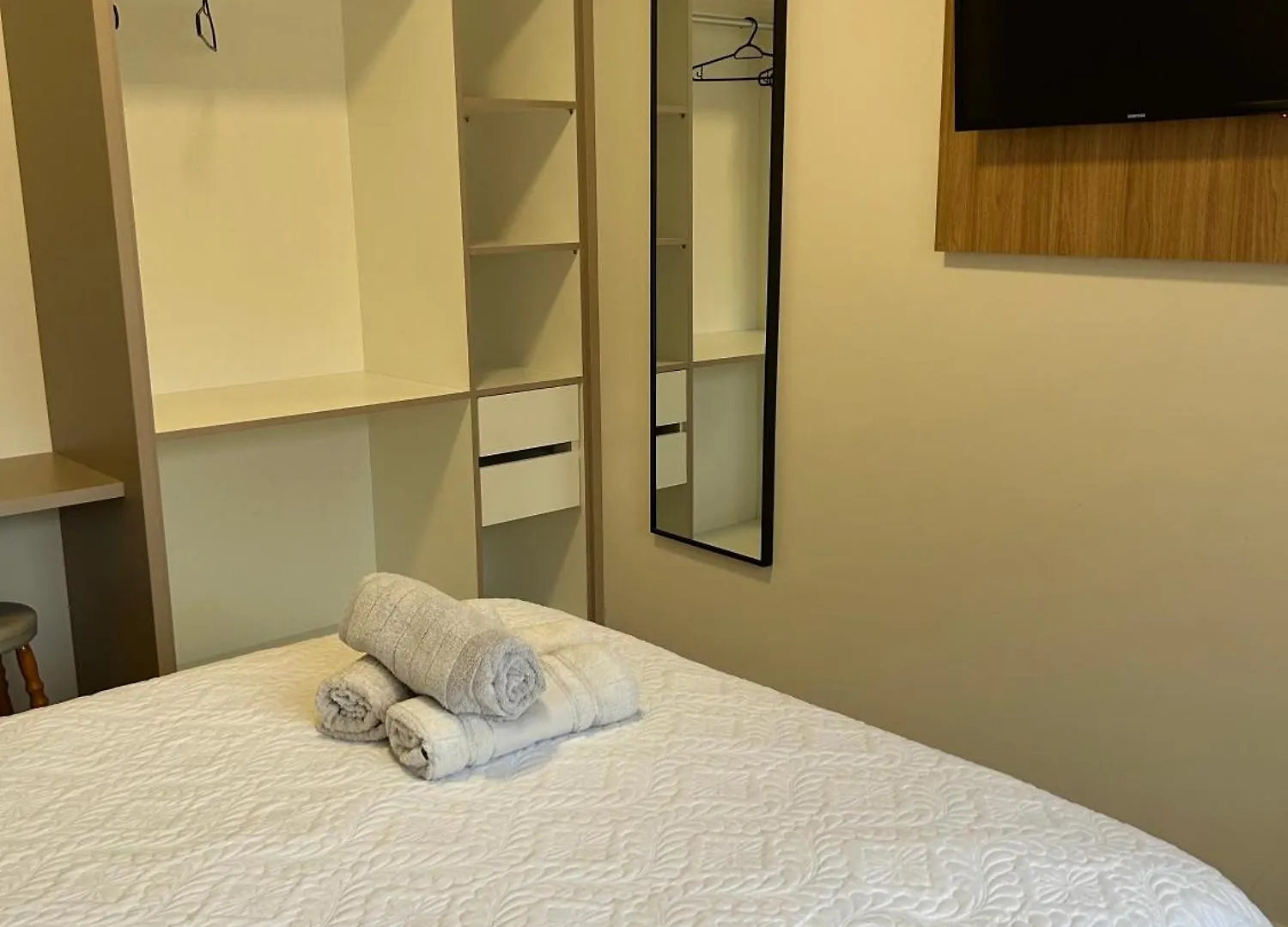 Apartamento Completo Próximo a Praia - Residencial Vieira Florianópolis