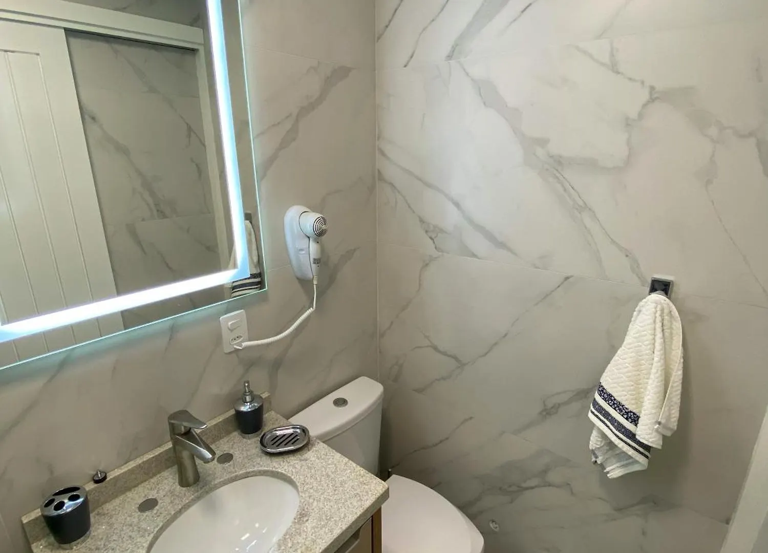 Apartamento Completo Proximo A Praia - Residencial Vieira Florianopolis Brazil